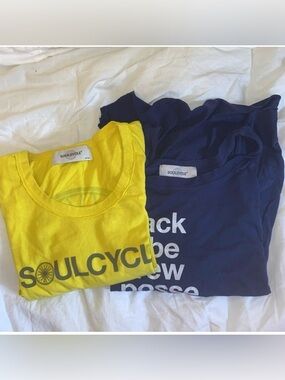 Soulcycle Bundle of Community Top & staff tee sz Small